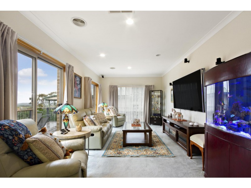 8 Mighell Place, Theodore ACT 2905
