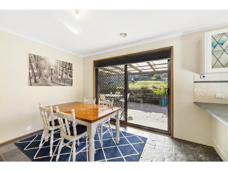 4 Creswick Place, Calwell ACT 2905