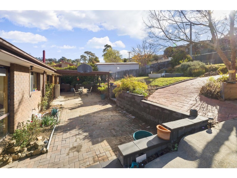 4 Creswick Place, Calwell ACT 2905