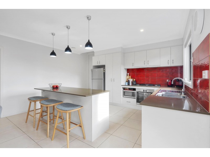 68 Beltana Avenue, Googong NSW 2620