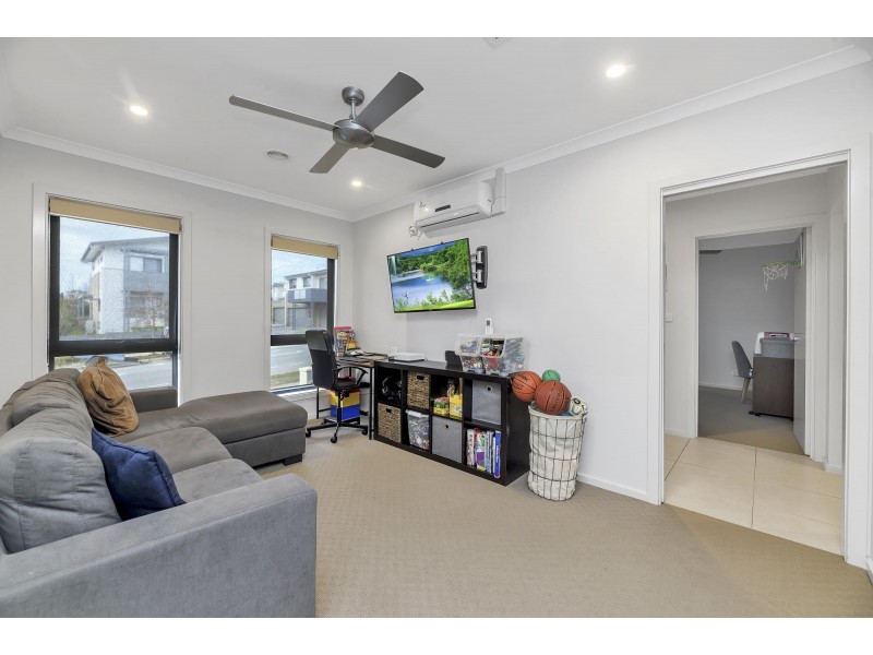 68 Beltana Avenue, Googong NSW 2620