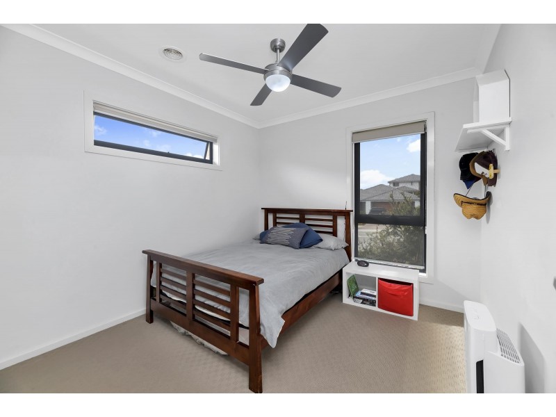 68 Beltana Avenue, Googong NSW 2620