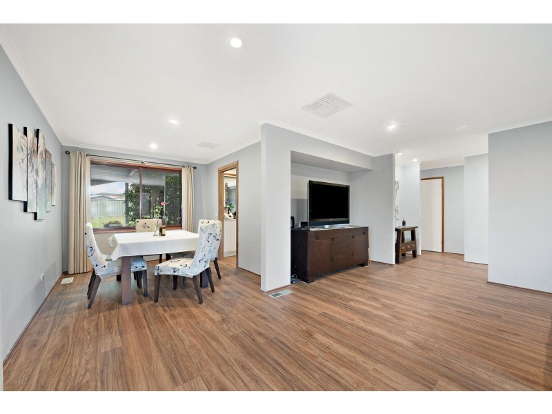 35 Deamer Crescent, Richardson ACT 2905