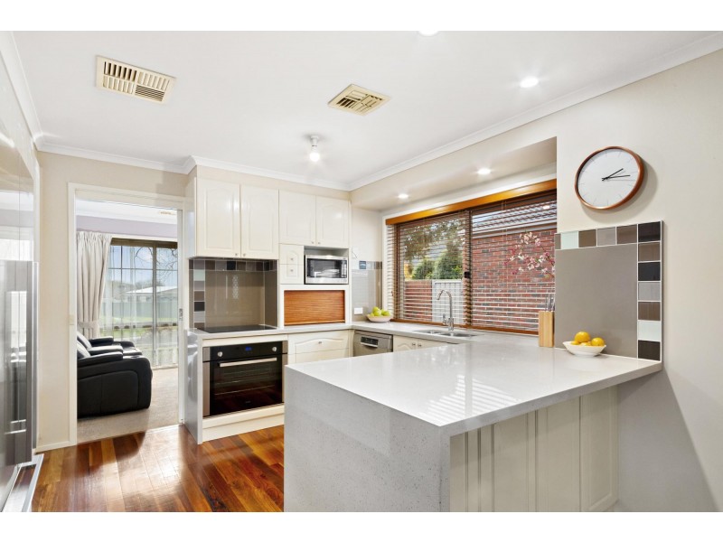 1 Tuckson Place, Conder ACT 2906