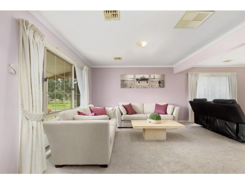 1 Tuckson Place, Conder ACT 2906
