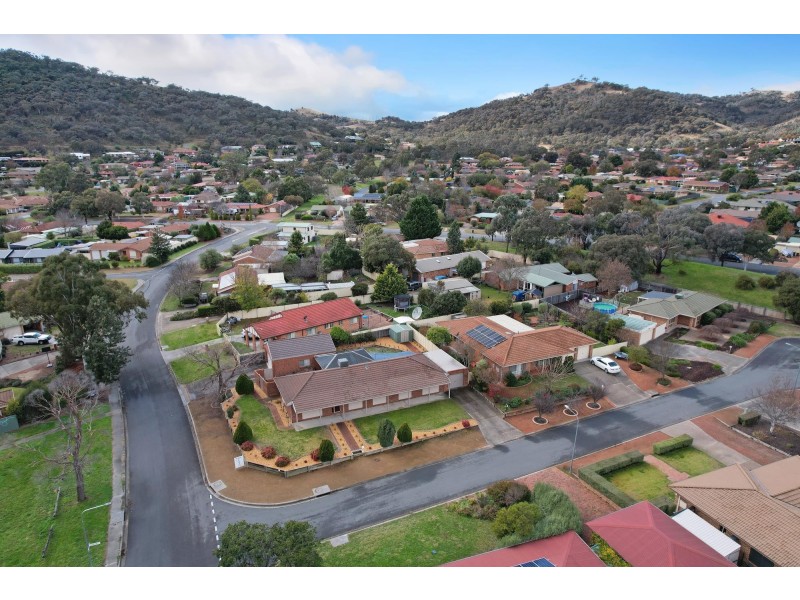 1 Tuckson Place, Conder ACT 2906