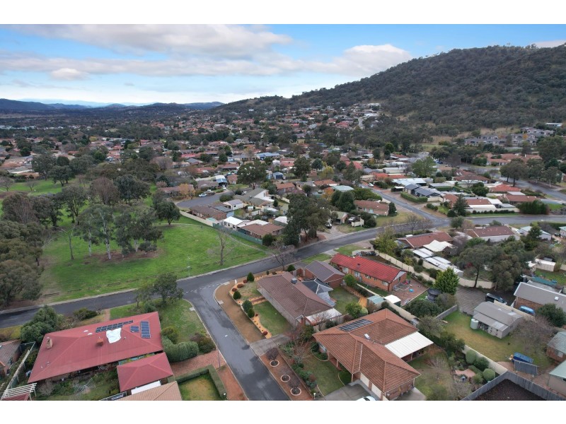 1 Tuckson Place, Conder ACT 2906