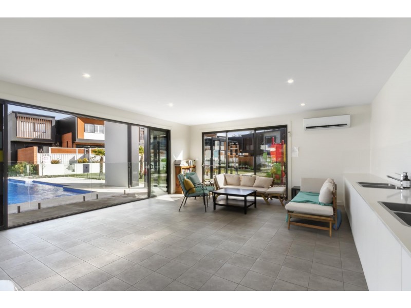 7/1 Rowland Rees Crescent, Greenway ACT 2900