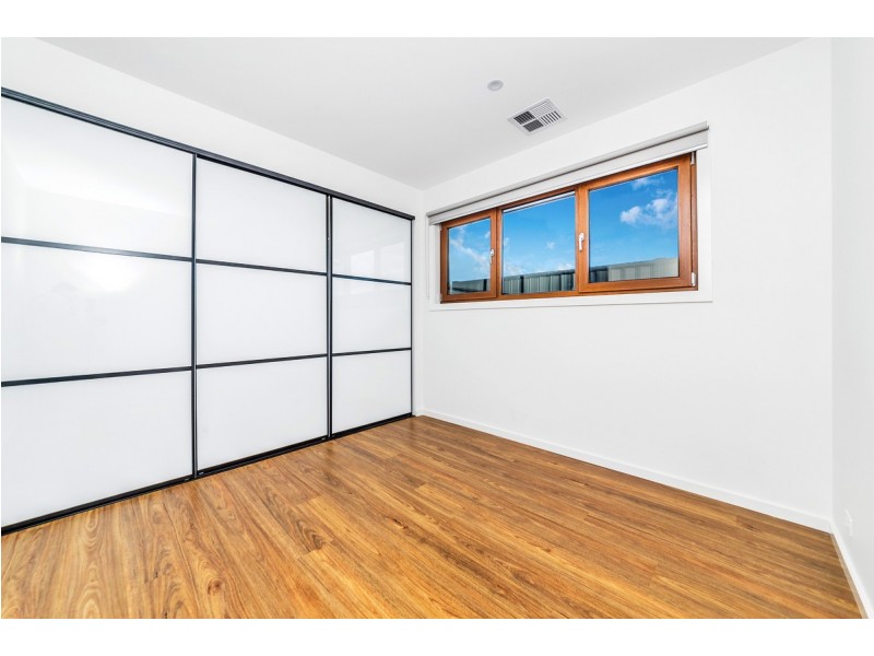 25 Montgomery Avenue, Googong NSW 2620