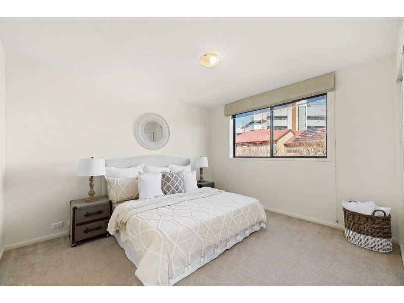 25/1 Drew Street, Greenway ACT 2900