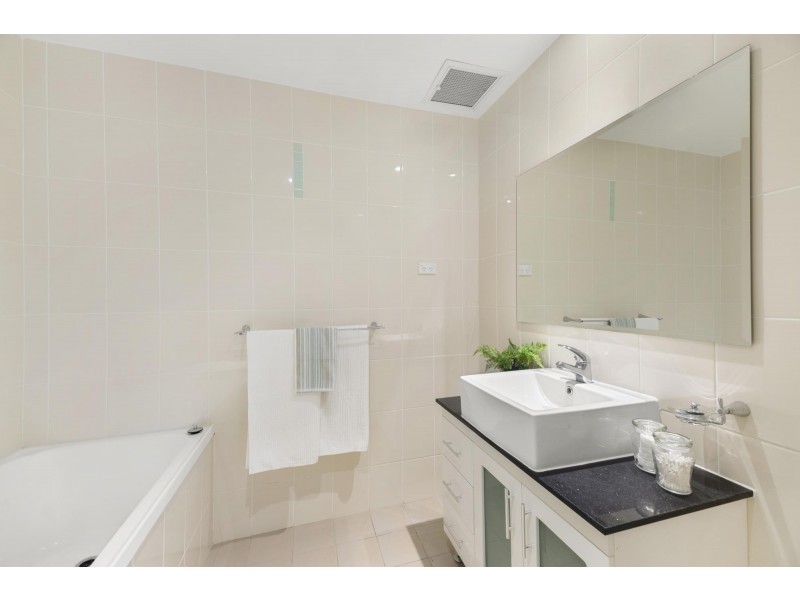 25/1 Drew Street, Greenway ACT 2900