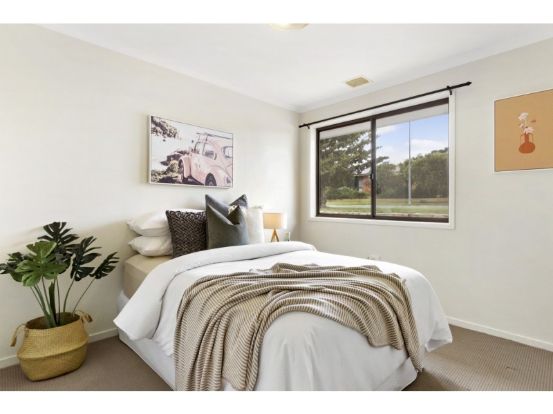 118 Louisa Lawson Crescent, Gilmore ACT 2905