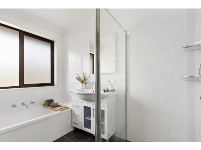 118 Louisa Lawson Crescent, Gilmore ACT 2905