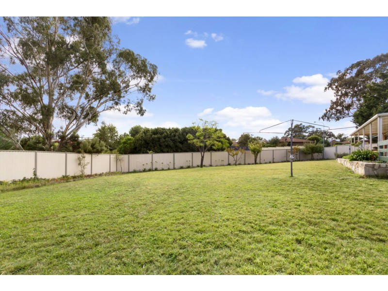 118 Louisa Lawson Crescent, Gilmore ACT 2905