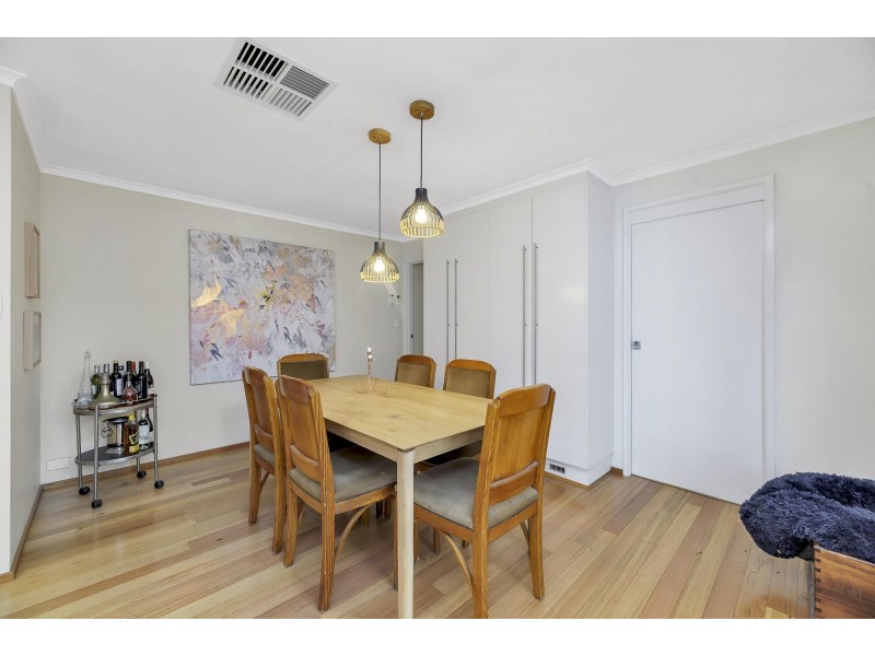 11 Courtice Close, Fadden ACT 2904