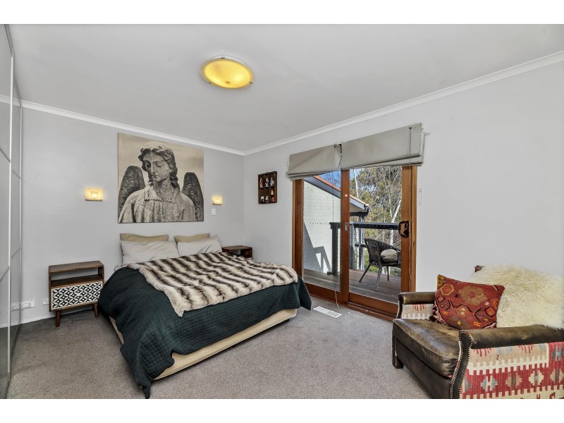 11 Courtice Close, Fadden ACT 2904