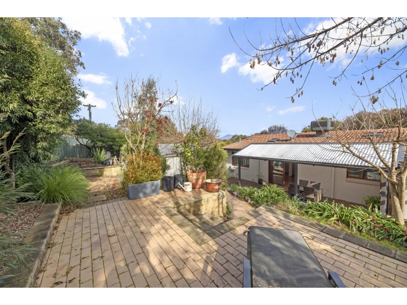 11 Courtice Close, Fadden ACT 2904