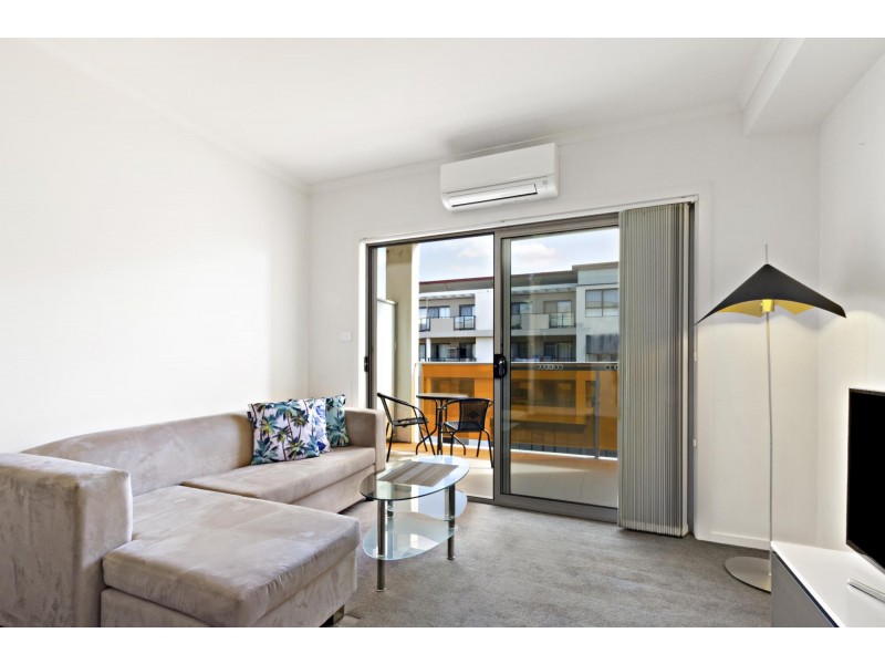 16/56 Cowlishaw Street, Greenway ACT 2900