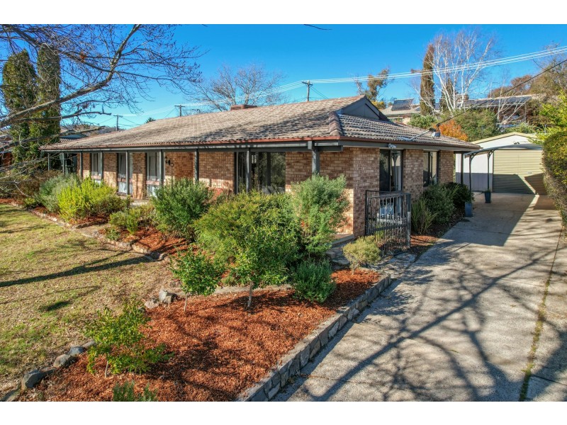14 Cracknell Street, Monash ACT 2904