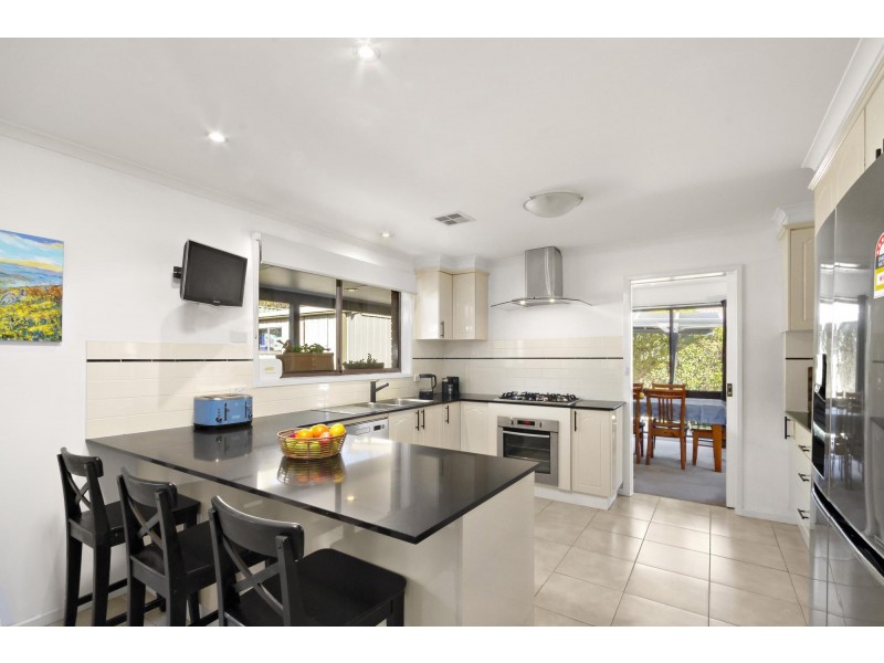 14 Cracknell Street, Monash ACT 2904