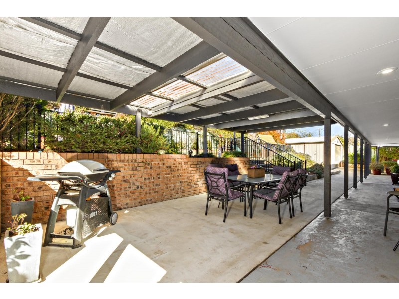 14 Cracknell Street, Monash ACT 2904