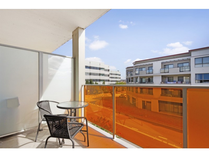 16/56 Cowlishaw Street, Greenway ACT 2900