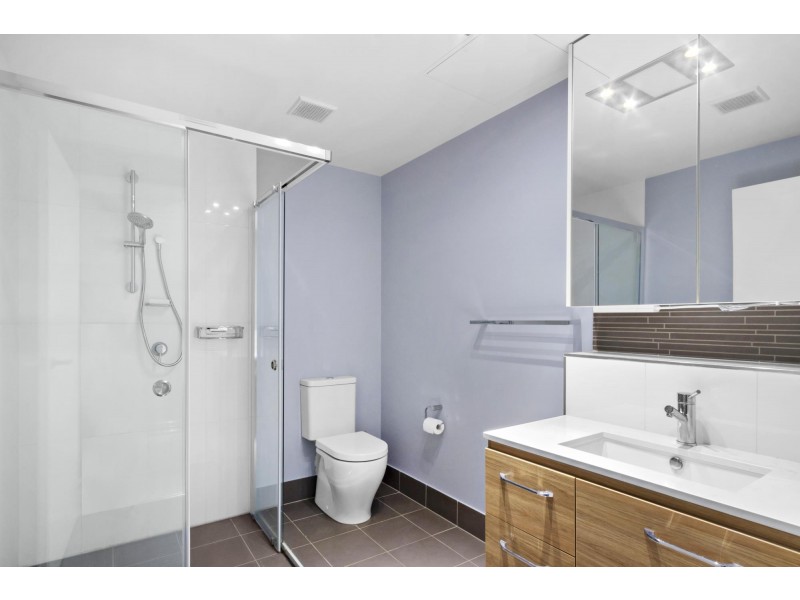 1/56 Cowlishaw Street, Greenway ACT 2900