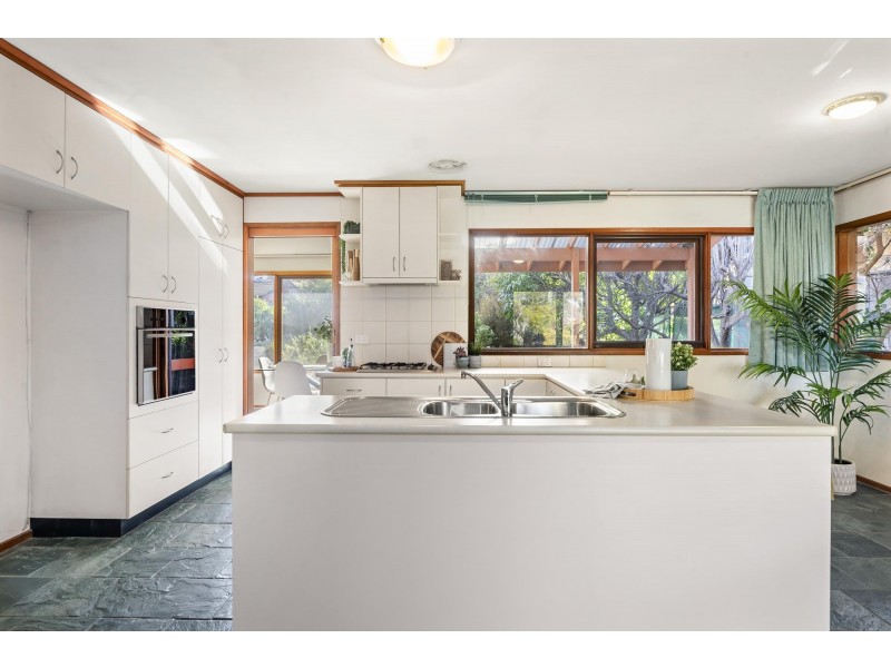13 Kingsbury Street, Gowrie ACT 2904