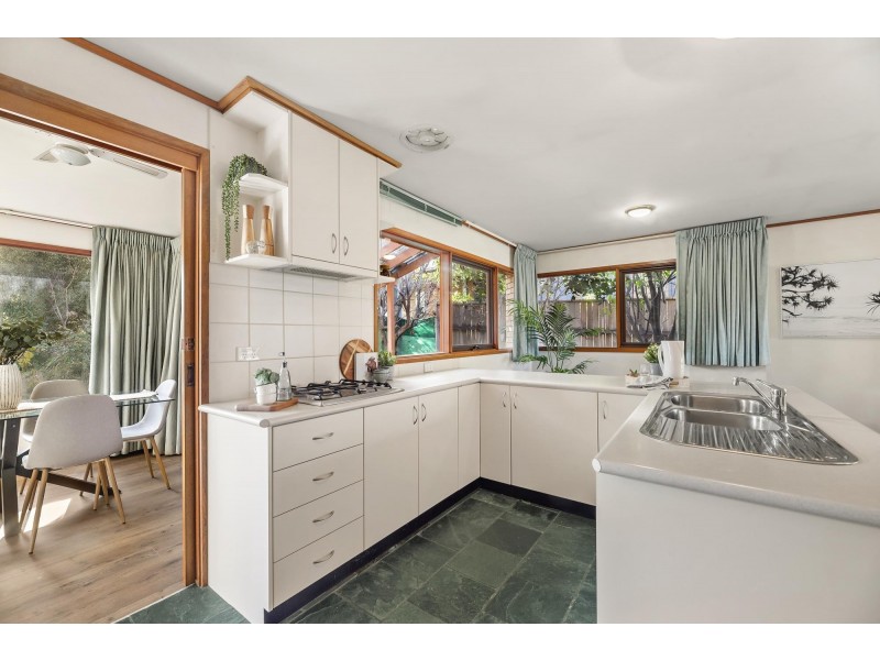 13 Kingsbury Street, Gowrie ACT 2904