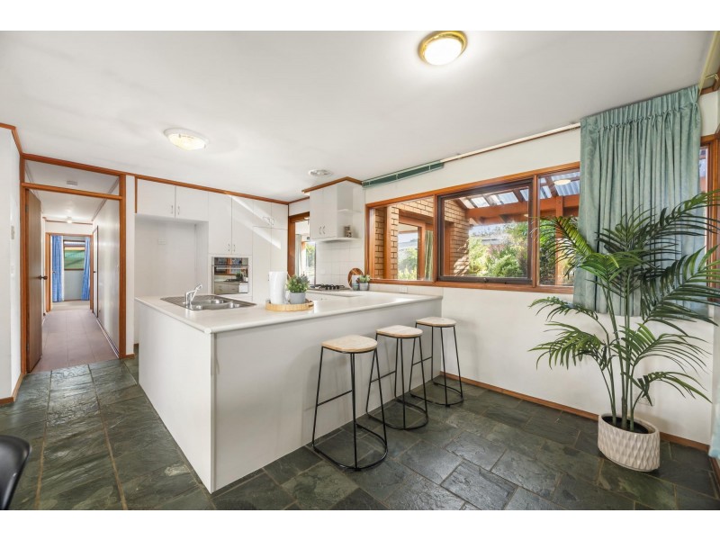 13 Kingsbury Street, Gowrie ACT 2904