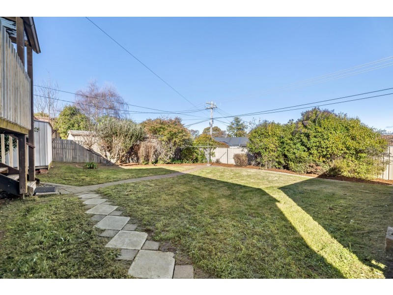 105 Livingston Avenue, Kambah ACT 2902