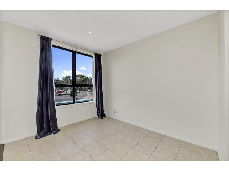 5/2 Eileen Good Street, Greenway ACT 2900