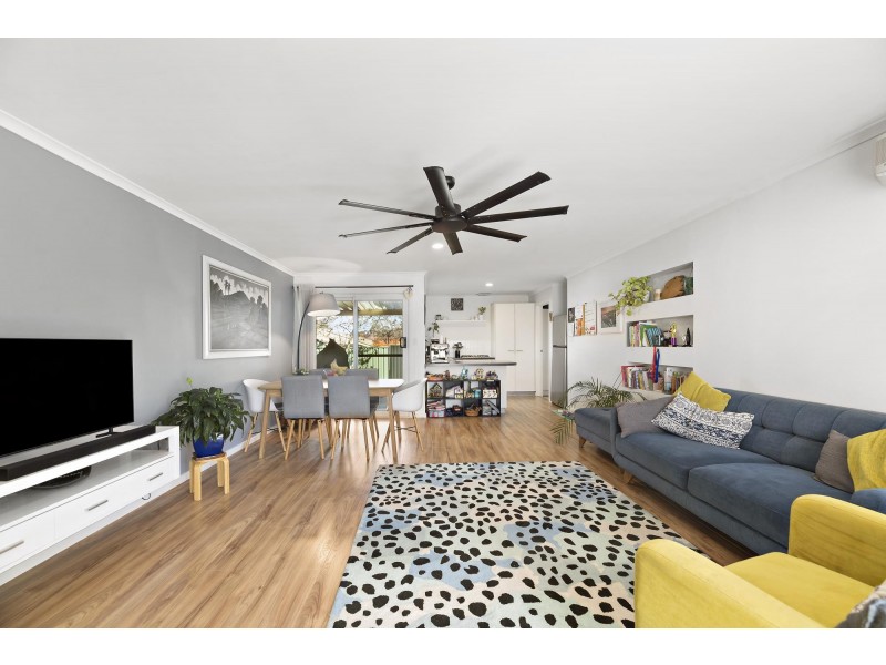12/16 Blackett Crescent, Greenway ACT 2900