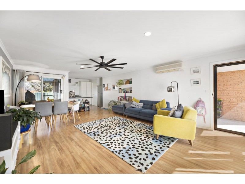 12/16 Blackett Crescent, Greenway ACT 2900