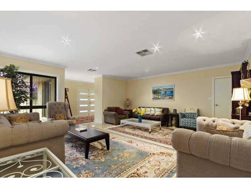 18 Akame Circuit, O’malley ACT 2606