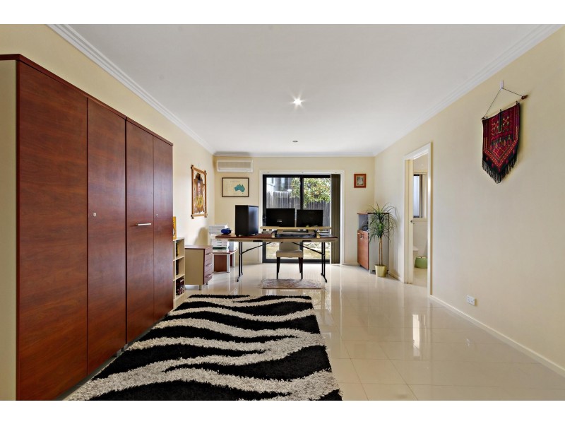 18 Akame Circuit, O’malley ACT 2606