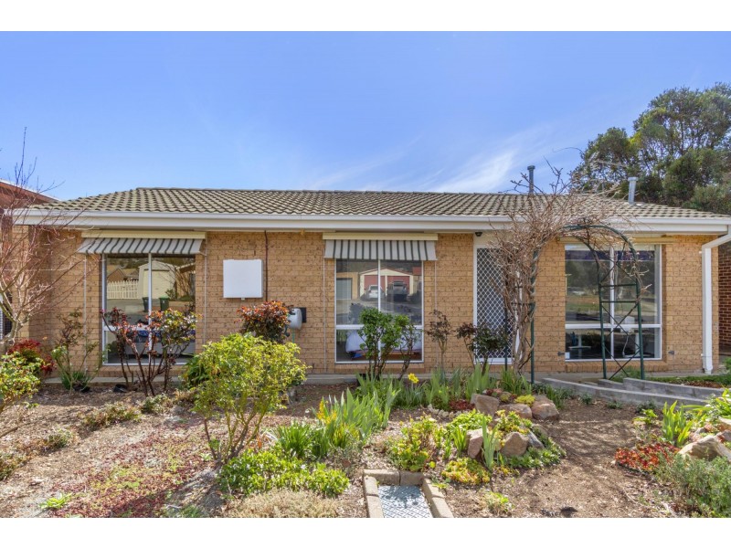 4 Wiburd Street, Banks ACT 2906