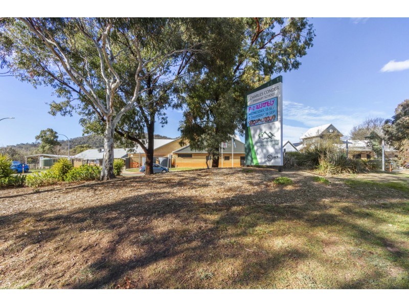 4 Wiburd Street, Banks ACT 2906