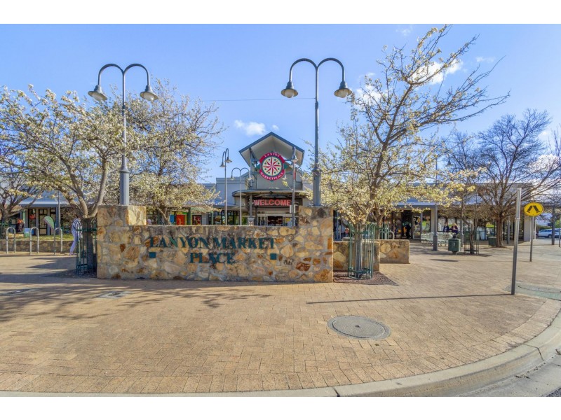 4 Wiburd Street, Banks ACT 2906