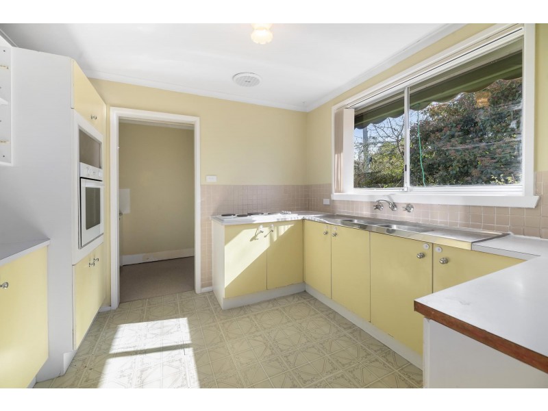 130 Learmonth Drive, Kambah ACT 2902