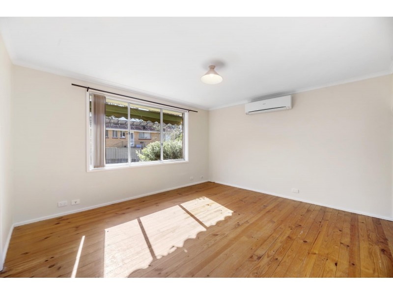 130 Learmonth Drive, Kambah ACT 2902