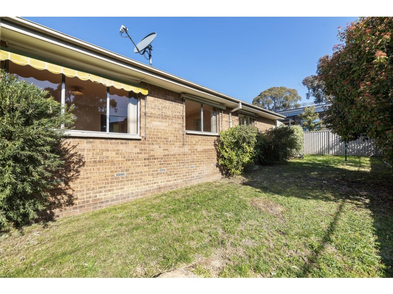 130 Learmonth Drive, Kambah ACT 2902