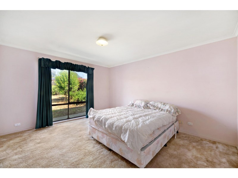 24 Bucknel Circuit, Isabella Plains ACT 2905