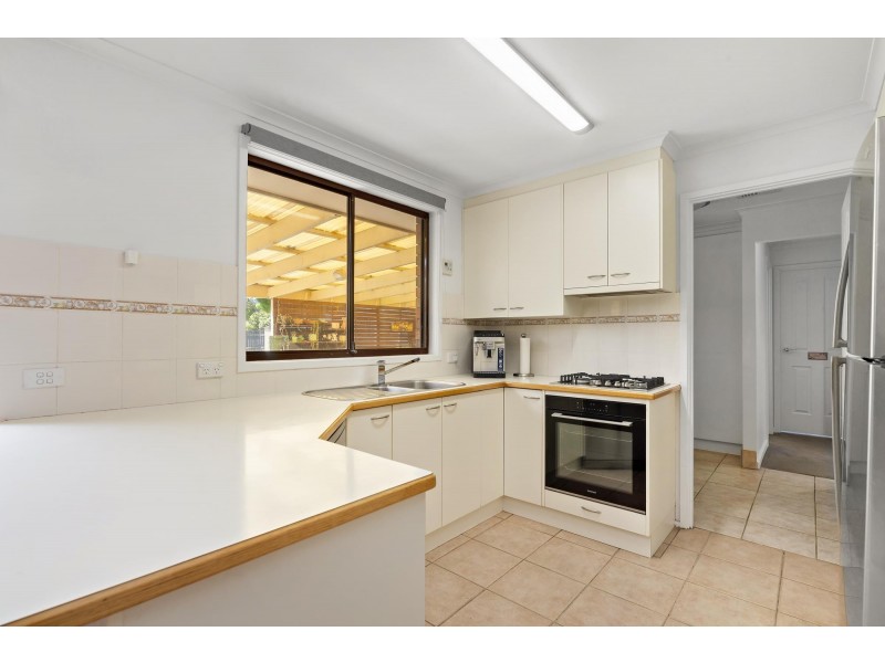 2 McBurney Crescent, Richardson ACT 2905