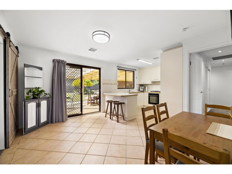 2 McBurney Crescent, Richardson ACT 2905