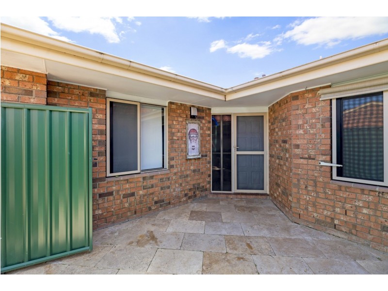 10/3 Peron Place, Banks ACT 2906