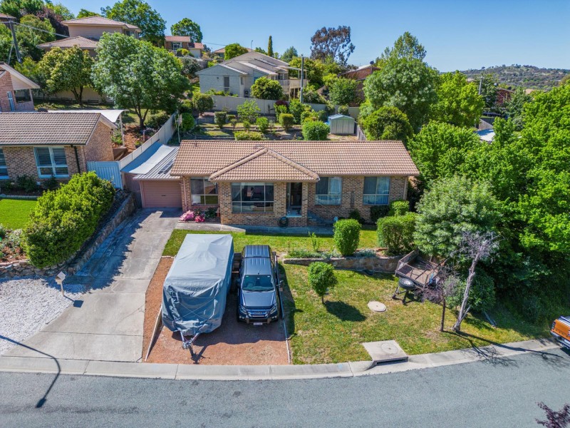 8 Creswick Place, Calwell ACT 2905