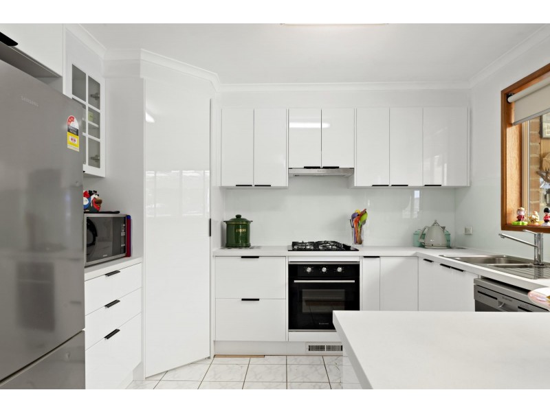 8 Creswick Place, Calwell ACT 2905