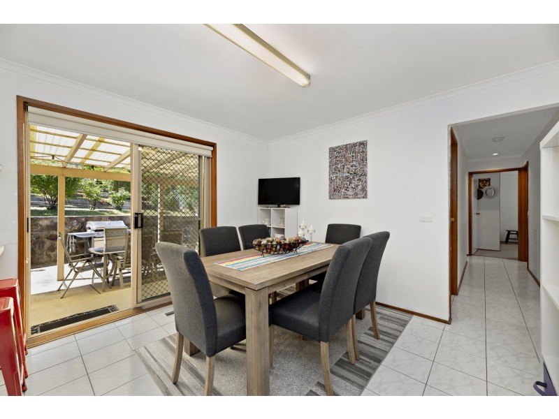 8 Creswick Place, Calwell ACT 2905