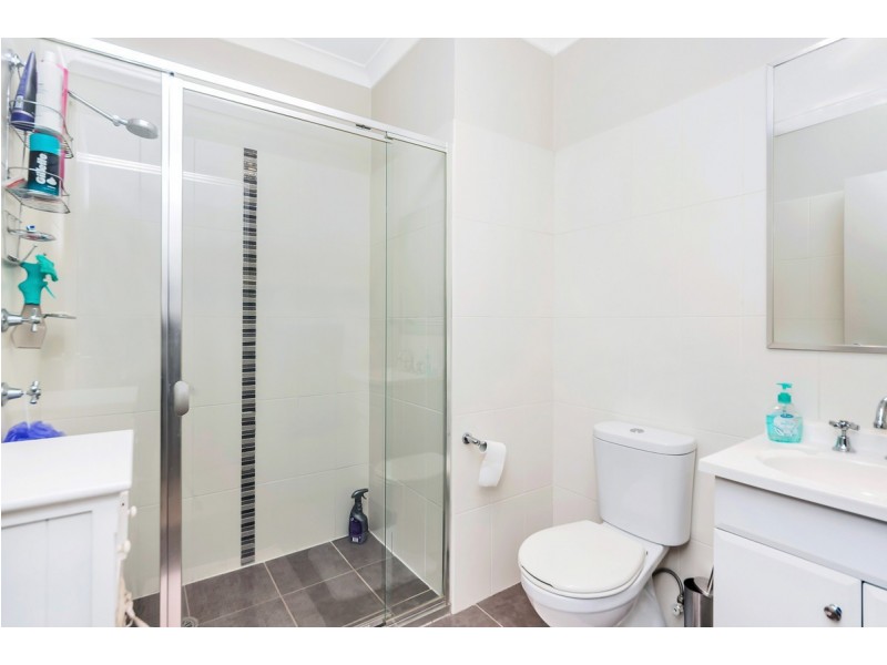 2/1 Ashley Drive, Wanniassa ACT 2903